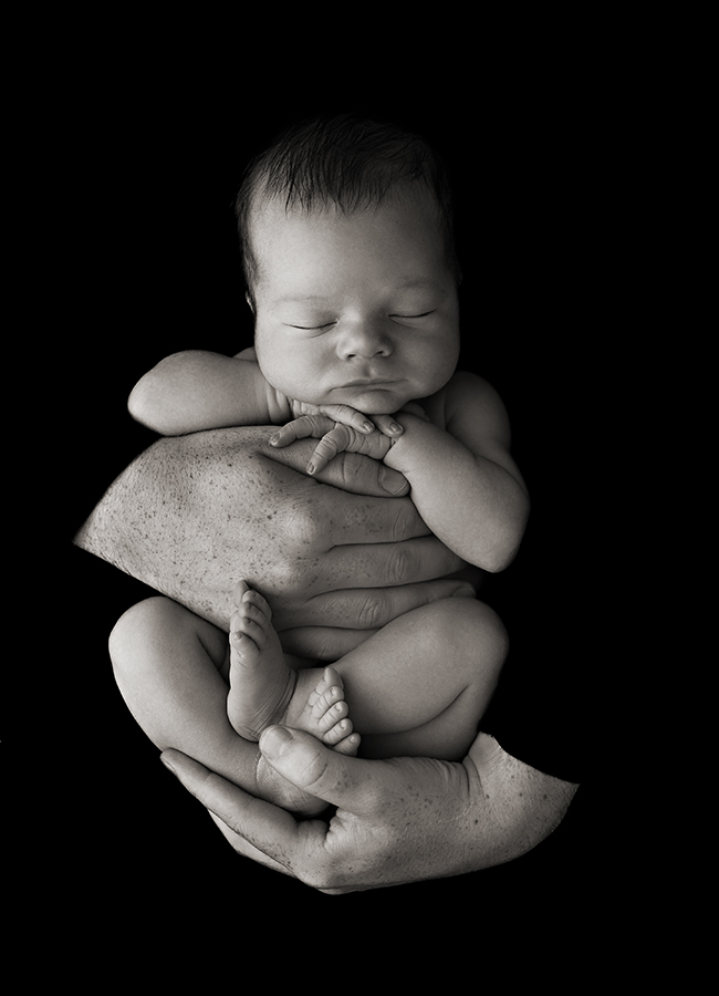 Nyfødtbilleder håndholdt 2023 - Fotograf Trine Rosholm 15